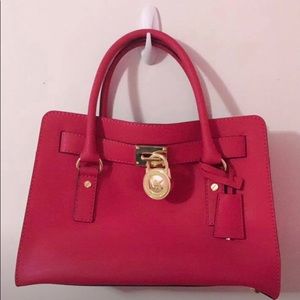 Michael Kors Handbag hot pink like new 98%